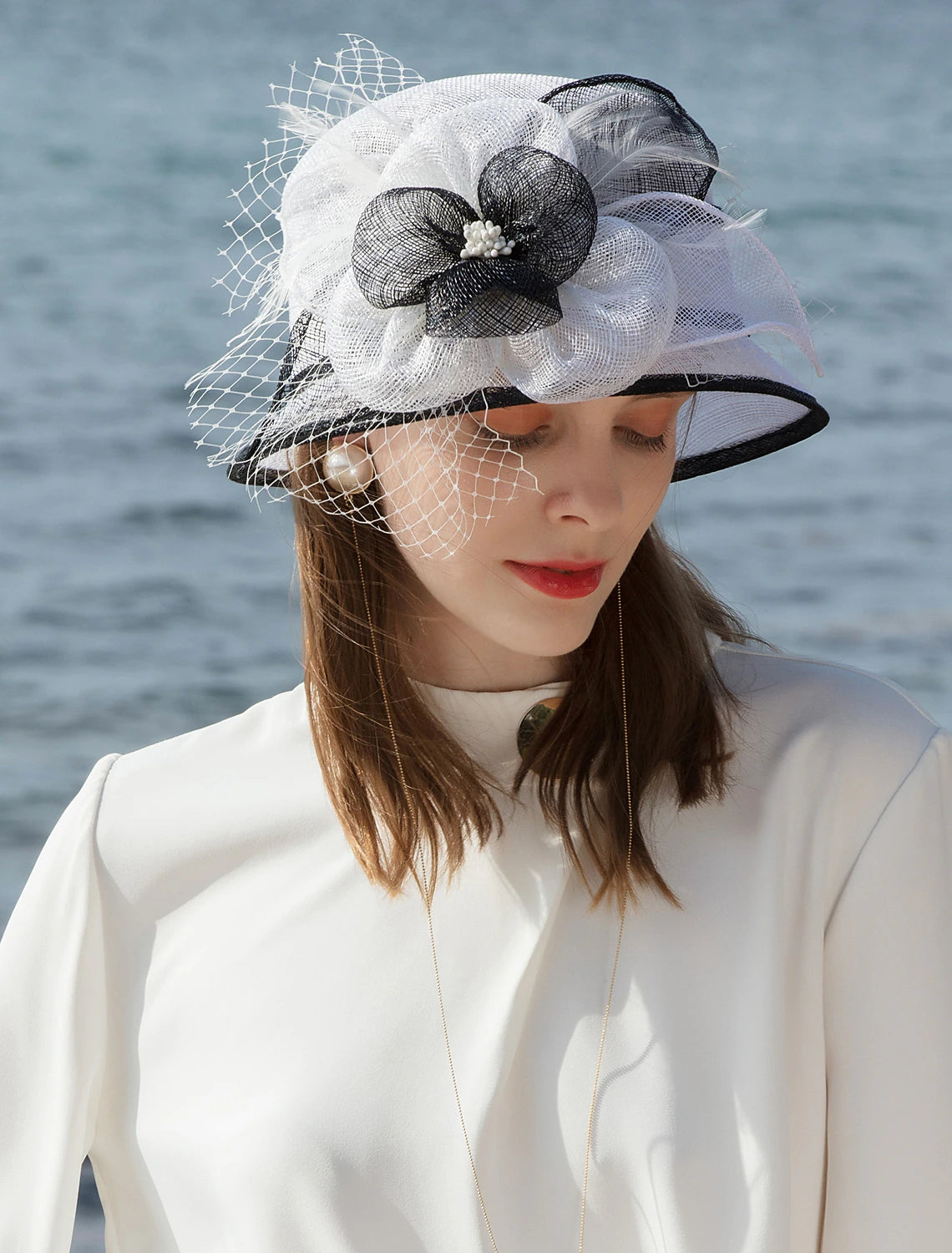 Wholesale Fascinators Hats 100% Linen Bucket Hat Melbourne Cup Elegant Romantic Wedding With Feather Headpiece Headwear